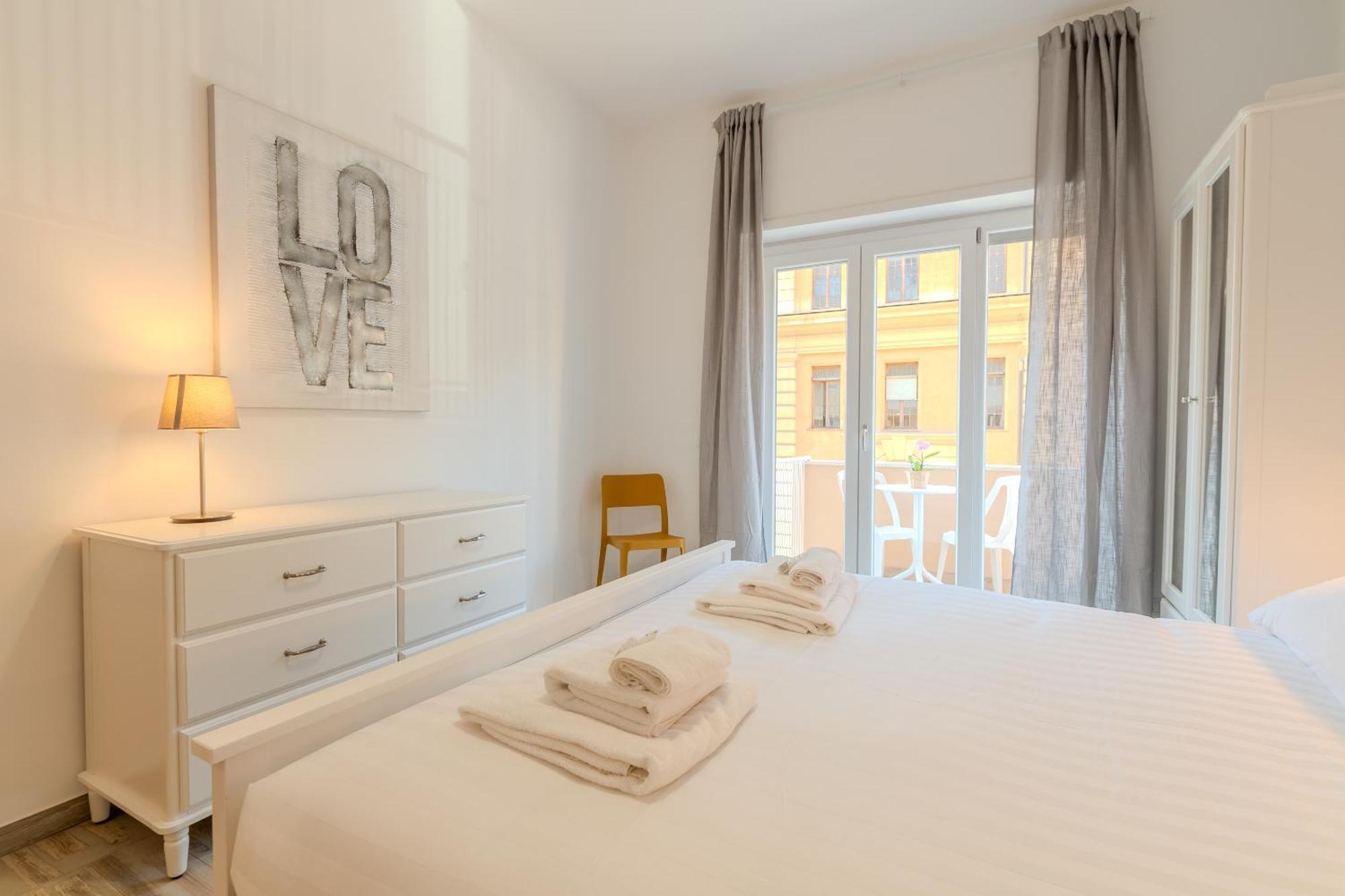 Maria Magdalena Saint Peter's Appartement Rome